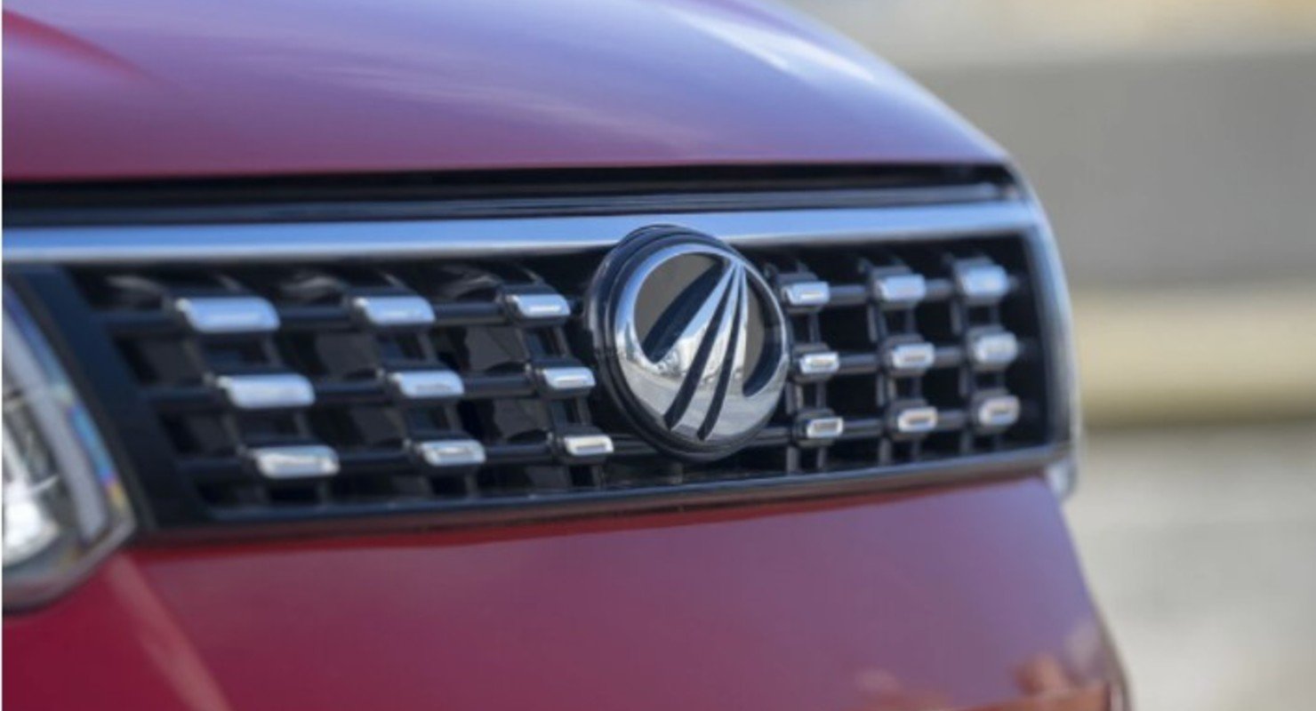 Mahindra обновила свой бюджетный внедорожник XUV700