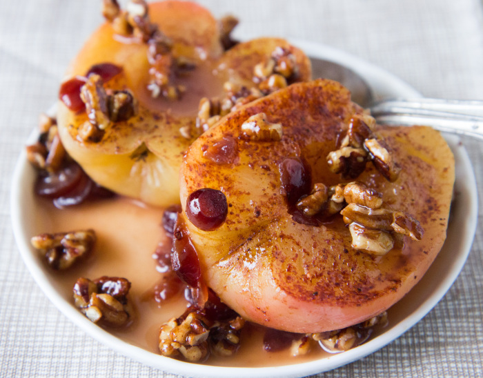 Как запечь яблоки так, чтобы захотелось добавки: 7 рецептов на любой вкус десерты,кулинария,сладкая выпечка