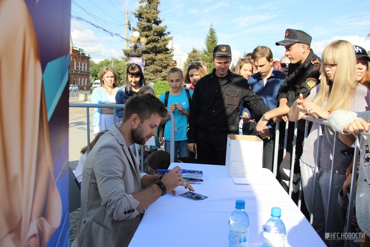 телеканал тнт телеканал тнт. антенна омск. телеканал тнт. тнт омск эфир. шоу конфетка на тнт.