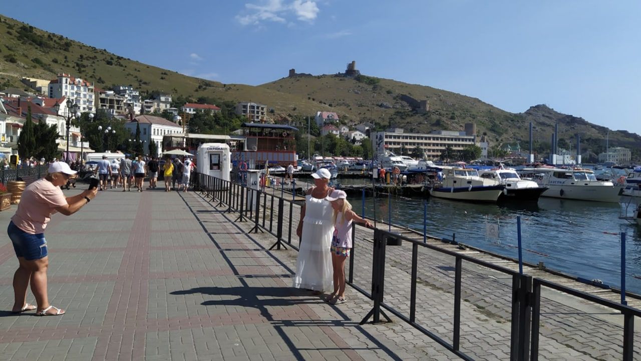 Аналитики сервиса «Зарплата.ру» узнали, сколько россияне откладывают на отпуск в 2022 году Аналитики сервиса «Зарплата.ру» узнали, сколько россияне откладывают на отпуск в 2022 году Экономика