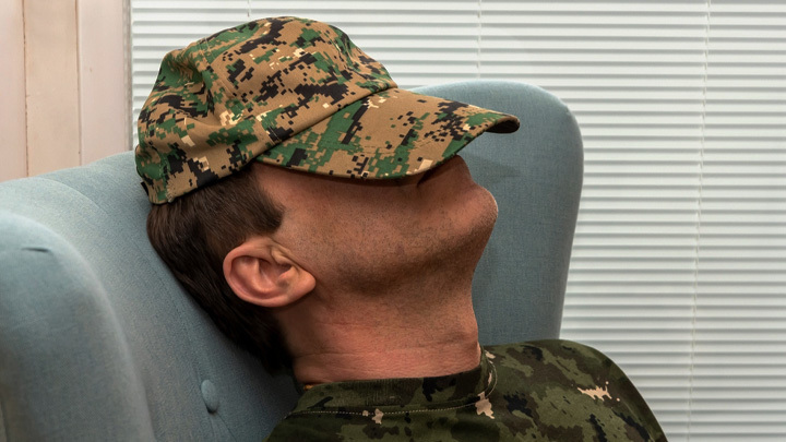 "ГЕНЕРАЛЫ РАЗГОВОРНЫХ ВОЙСК" ПРОТИВ "КОРПОРАЦИИ ЖИВЫХ МЕРТВЕЦОВ": КТО ПРОСПАЛ БУНТ ПРИГОЖИНА