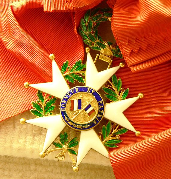 File:Legion Honneur CKS p1090334.jpg