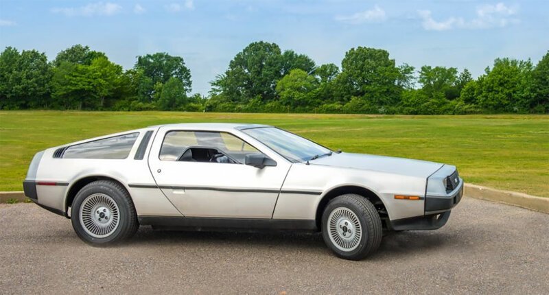 Автомобиль эпохи: легендарные и нестареющие DeLorean DMC-12 delorean dmc-12, авто, автомобили, автомобиль, машина, назад в будущее, фильм, фото