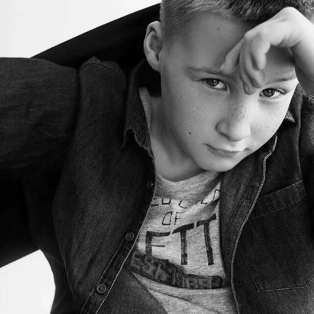 Против «умирающей России». Идеология и воспитание Против «умирающей России». Идеология и воспитание