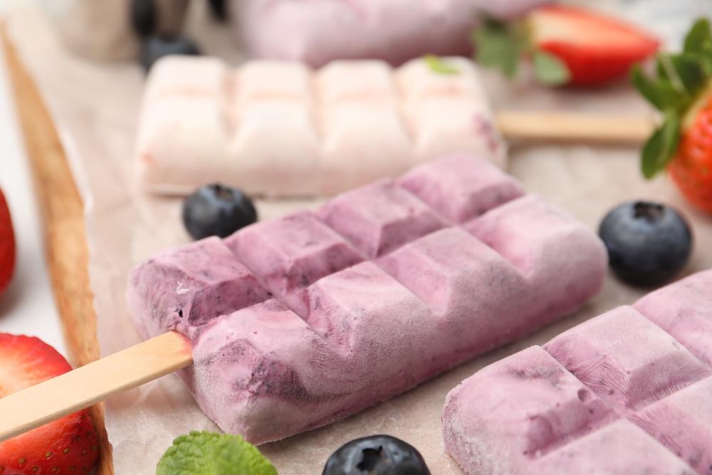 3 простых рецепта из замороженного йогурта, с которыми справится даже ребенок йогурт, ягоды, бананы, кукурузные, которые, блюда, греческий, минРецепт, приготовления, персонКухня, количество, хлопьями, АмериканскаяТип, приготовленияНарежьте, гхлопья, йогурта, нарезанные, Замороженные, небольшое, более