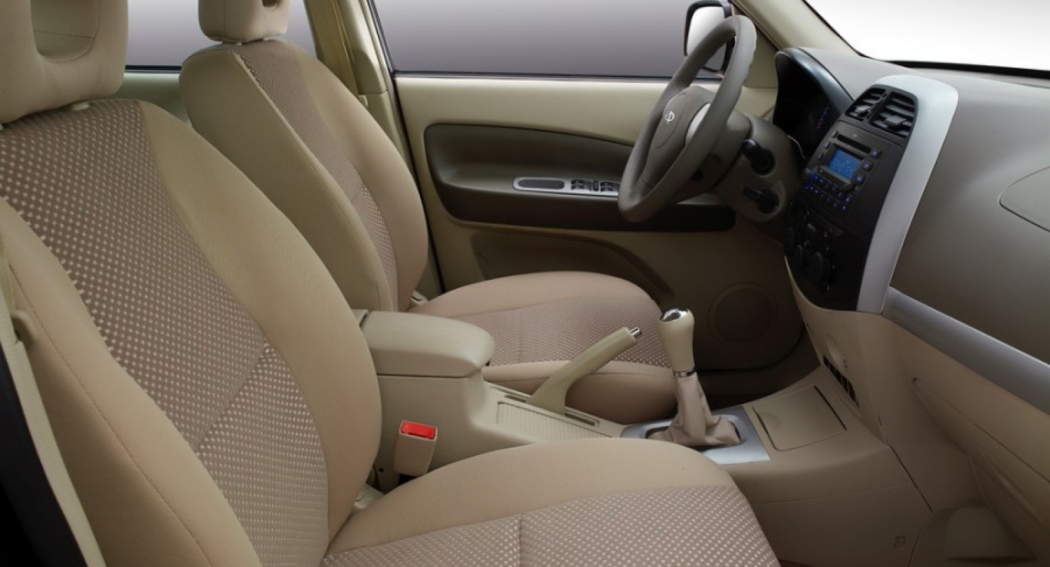 Полноприводный премиальный кроссовер Exeed LX в РФ появится в декабре