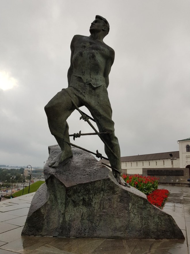 Муса Джалиль - поэт, чьи стихи никого не оставляют равнодушным