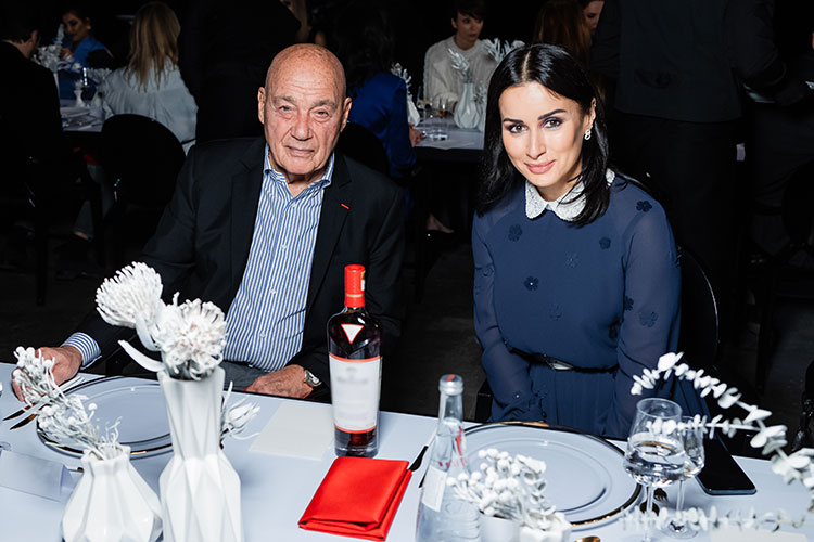 Элеонора Севенард и Денис Родькин, Тина Канделаки, Владимир Познер и другие гости светского ужина в Москве Звезды,Новости о звездах