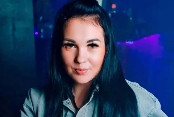 АЛЕКСАНДРА СТРИЖЕНОВА