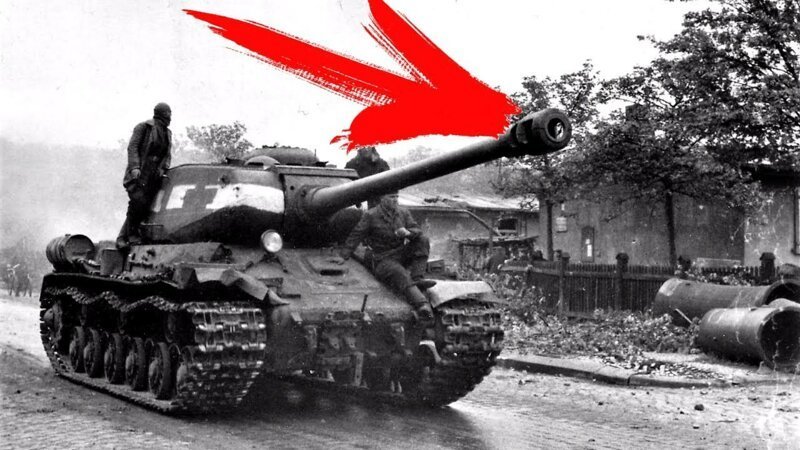 Вот зачем на ствол советских танков вешали ведро Вот зачем на ствол советских танков вешали ведро