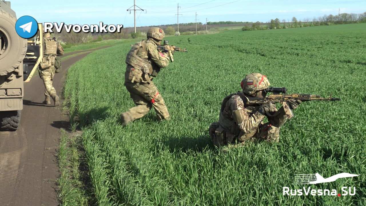 СРОЧНО: «Отважные» открыли дорогу на Северск, усеяв её трупами боевиков ВСУ  украина