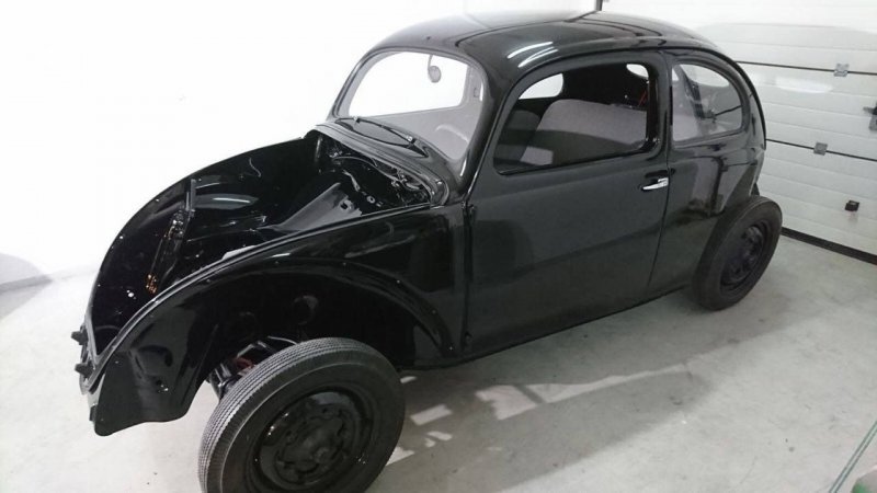 Самый старый в мире Volkswagen Beetle полностью сгорел, но был восстановлен