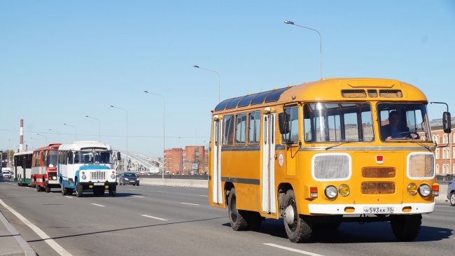 Уникальные участники ретропарада автобусов в Санкт-Петербурге Уникальные участники ретропарада автобусов в Санкт-Петербурге СССР