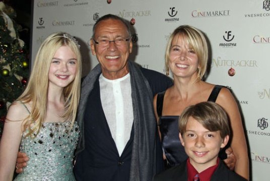 Дочери Юлии Высоцкой и Андрея Кончаловского удалось проснуться после длительной комы