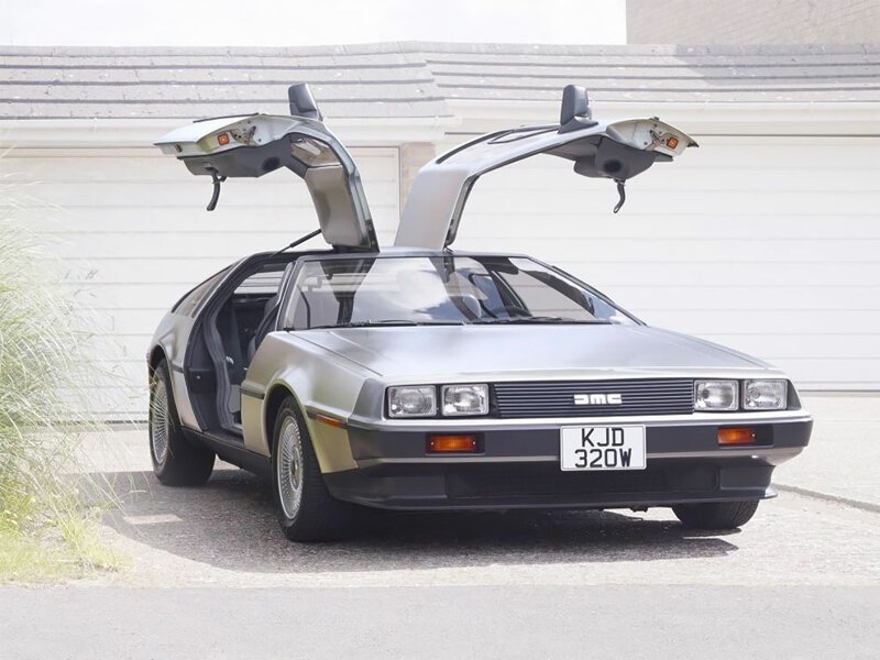 Автомобиль эпохи: легендарные и нестареющие DeLorean DMC-12 delorean dmc-12, авто, автомобили, автомобиль, машина, назад в будущее, фильм, фото