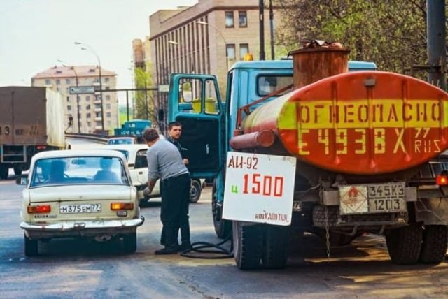 Подборка атмосферных снимков из 90-х