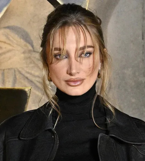 Белла Хадид, Рози Хантингтон-Уайтли, Кейт Мосс, Оливия Уайлд, Марк Эйдельштейн с девушкой и дети звёзд на показе Saint Laurent benjamin cremel,kristy sparow,laurent saintlaurent,айрис лоу,Алеся Кафельникова,алина миллер,Белла Хадид,джейн биркин,джуд лоу,зоя кравиц,Кейт Мосс,леон лурдес,Марк Эйдельштейн,матильда пино,Мишель Пфайффер,надежда ли коэн,Оливия Уайлд,Рози Хантингтон-Уайтли,татьяна чурбанова,франсуа-анри пино,Шарлотта Генсбур,эрин уоссон