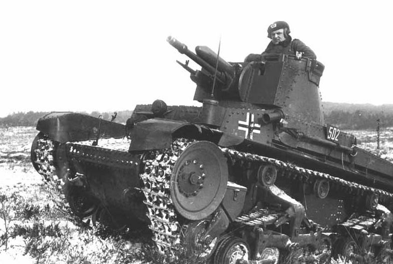 Использование трофейных немецких танков и САУ в начальный период Великой Отечественной войны Использование трофейных немецких танков и САУ в начальный период Великой Отечественной войны оружие,танки
