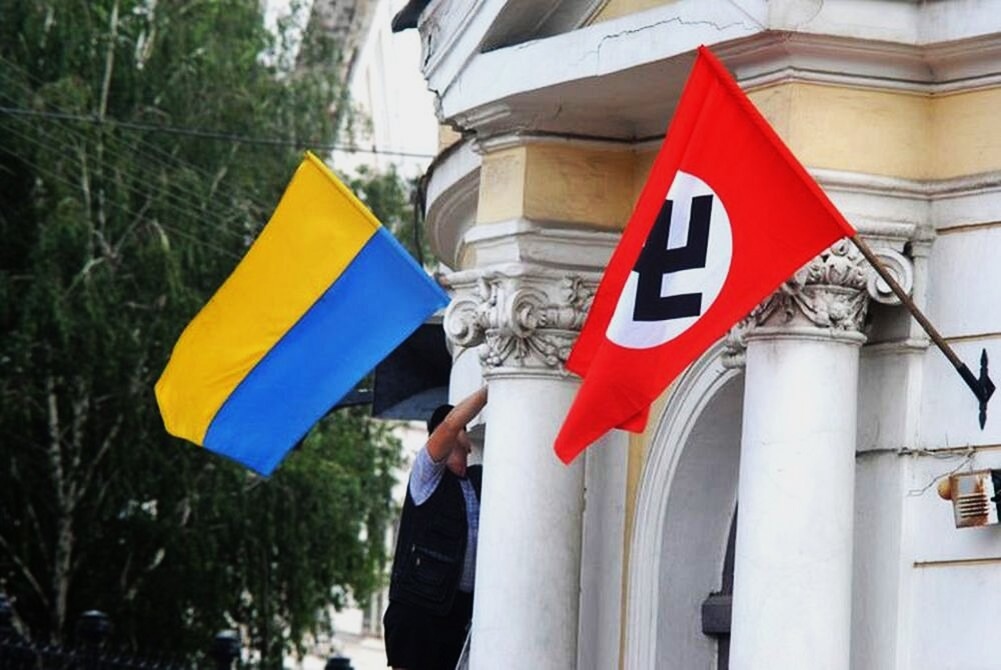 Нужно снести на Украине все оставшиеся советские памятники Великой Отечественной войне, а в Киеве...