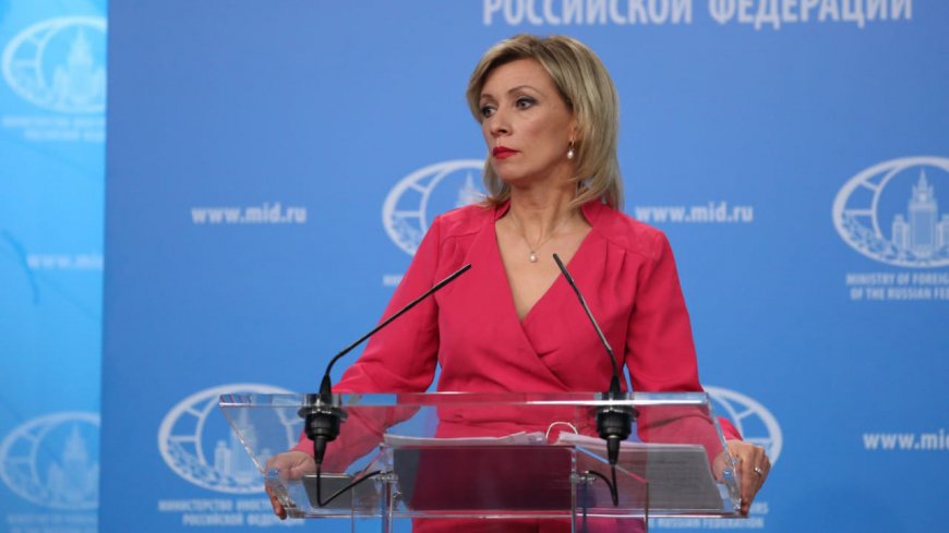 Мария Захарова назвала невероятным безумием план борьбы Киева «за умы россиян»