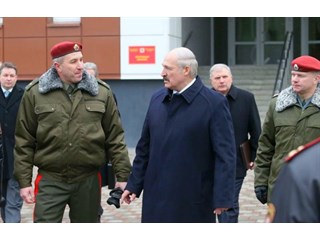 «Эскадроны смерти» Лукашенко: Запад взорвал под батькой информационную бомбу