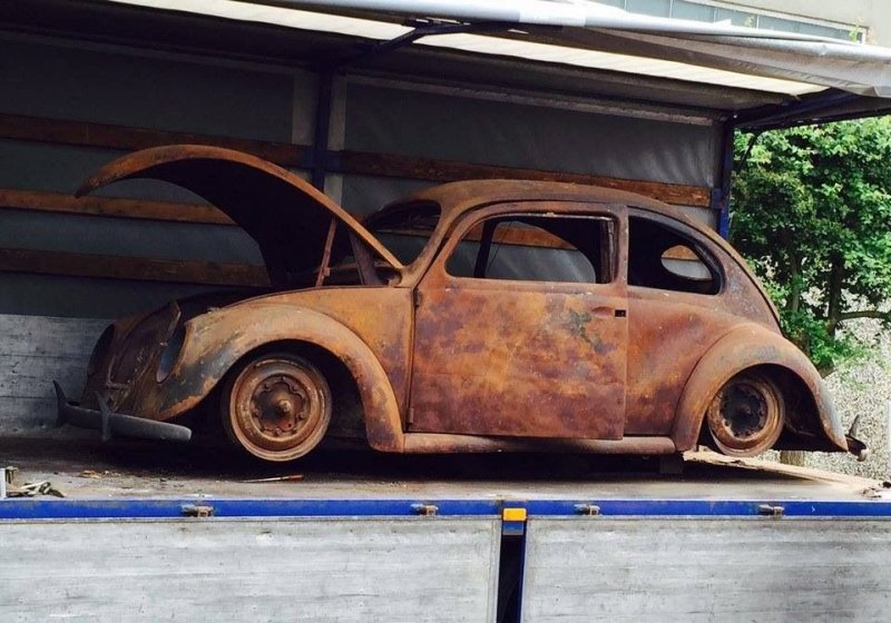 Самый старый в мире Volkswagen Beetle полностью сгорел, но был восстановлен