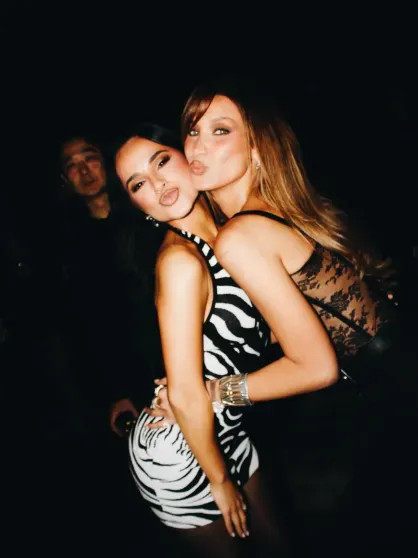 Бекки Джи и Белла Хадид