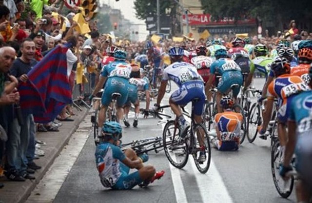 Падения с велосипеда (40 фото)