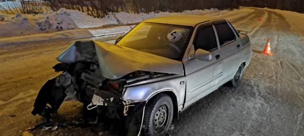 Под Сосногорском водитель ВАЗа пострадал при столкновении с 
