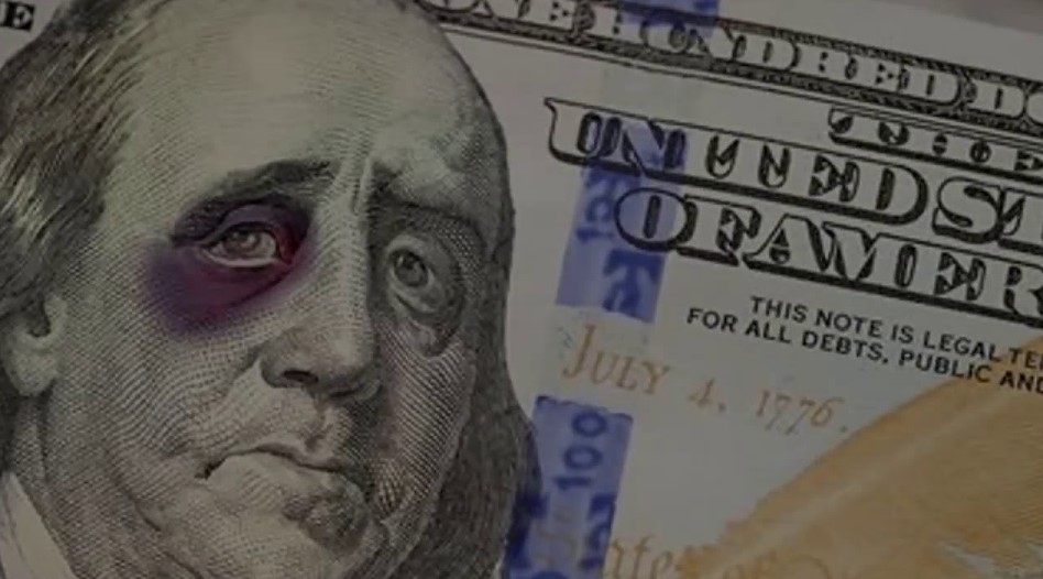 Американские эксперты ожидают обвал доллара 