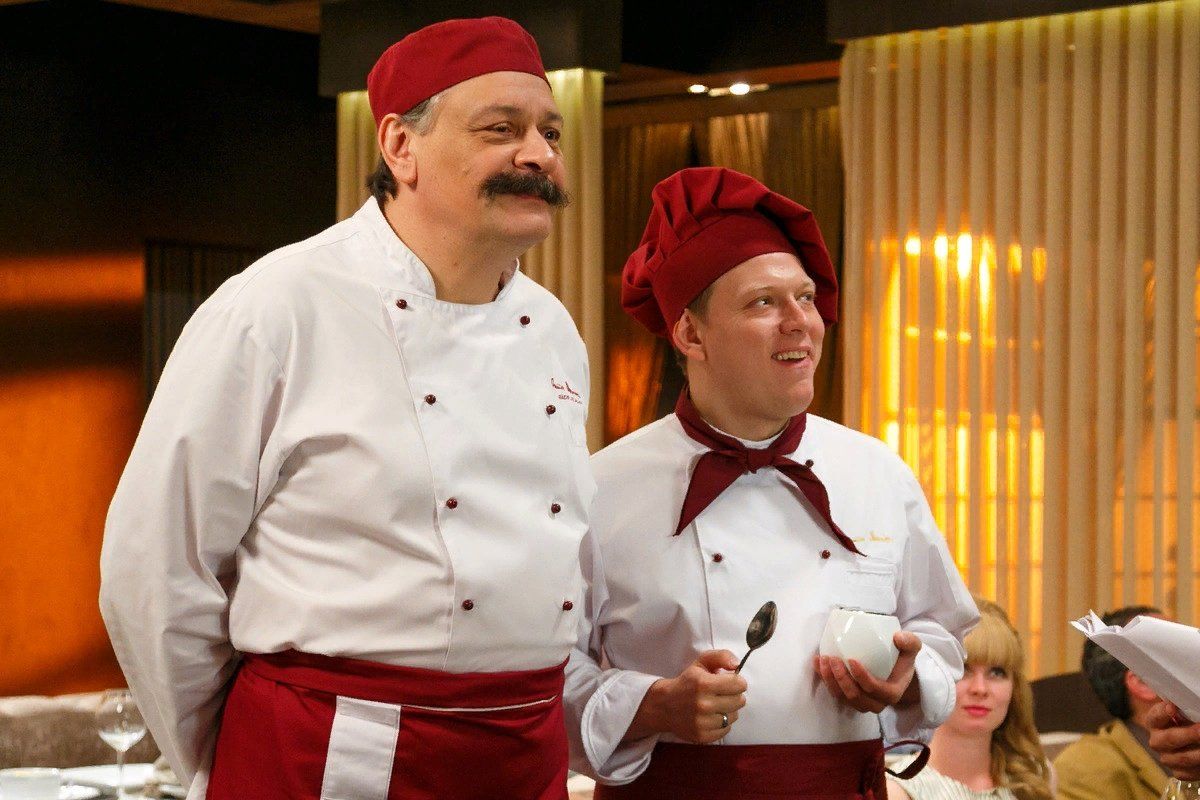 Актерам «Кухни» приходилось вызывать скорую помощь во время съемок Шоу-бизнес