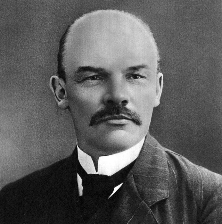 Кем по национальности был Ульянов-Ленин
