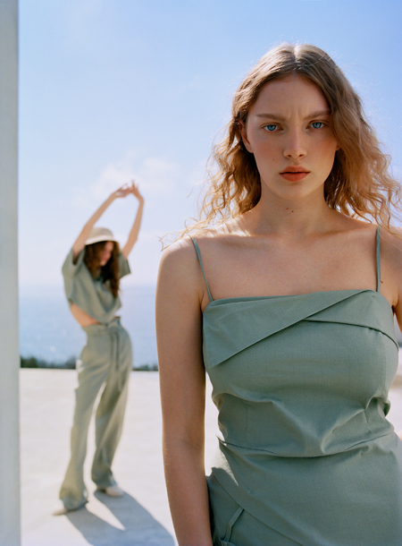От Дня Гарри Поттера до Евровидения: дайджест fashion-новостей недели обуви, коллекции, дизайнером, представила, также, новый, бренд, Marina, Hoermanseder, дизайна, включая, станции, Европы, футболу, 2020™, розового, совместно, коллекцией, французскоавстрийским, летней