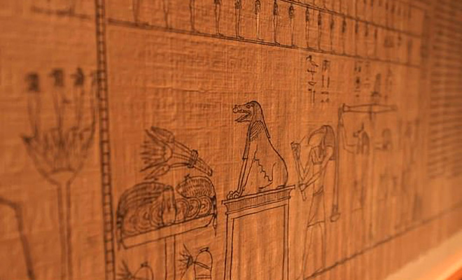 В египетском некрополе нашли манускрипт длиной 4 метра. Он оказался главой из Книги Мертвых, которую многие до сих пор считают мифом
