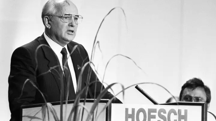 Наказывают всю его семью