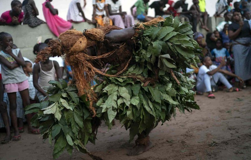 Канкуранг — диковинная африканская традиция 