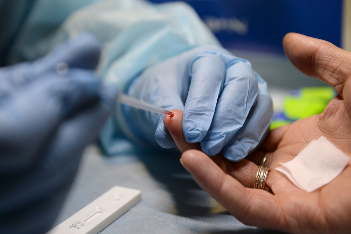 анализы лаборатория наука. наука сдача анализов. наука результаты анализов. картинка на тему сдача анализов. общий анализ крови лаборатория.