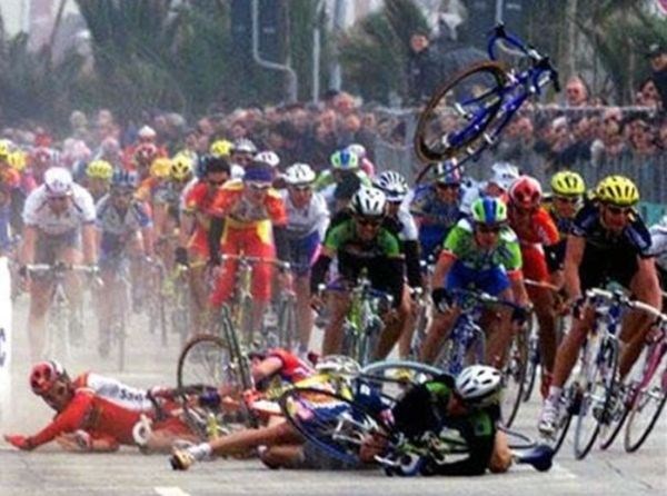 Падения с велосипеда (40 фото)