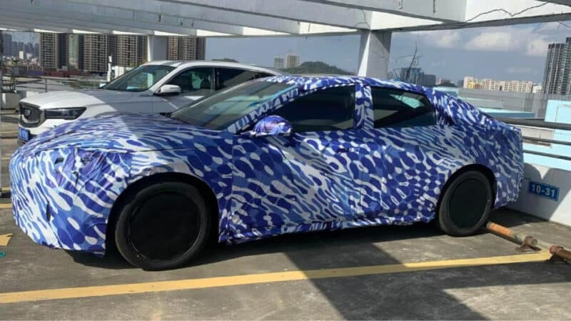 BYD Destroyer 07 седан шпионили в Китае. Он создан на базе BYD Han