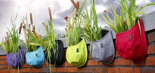 Цветочные горшки на перила и ограждения Цветочные горшки на перила и ограждения дача,идеи для дачи,сад и огород