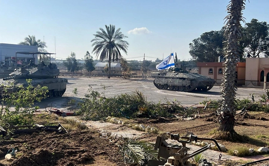 Израиль начал военное вторжение на юг сектора Газа