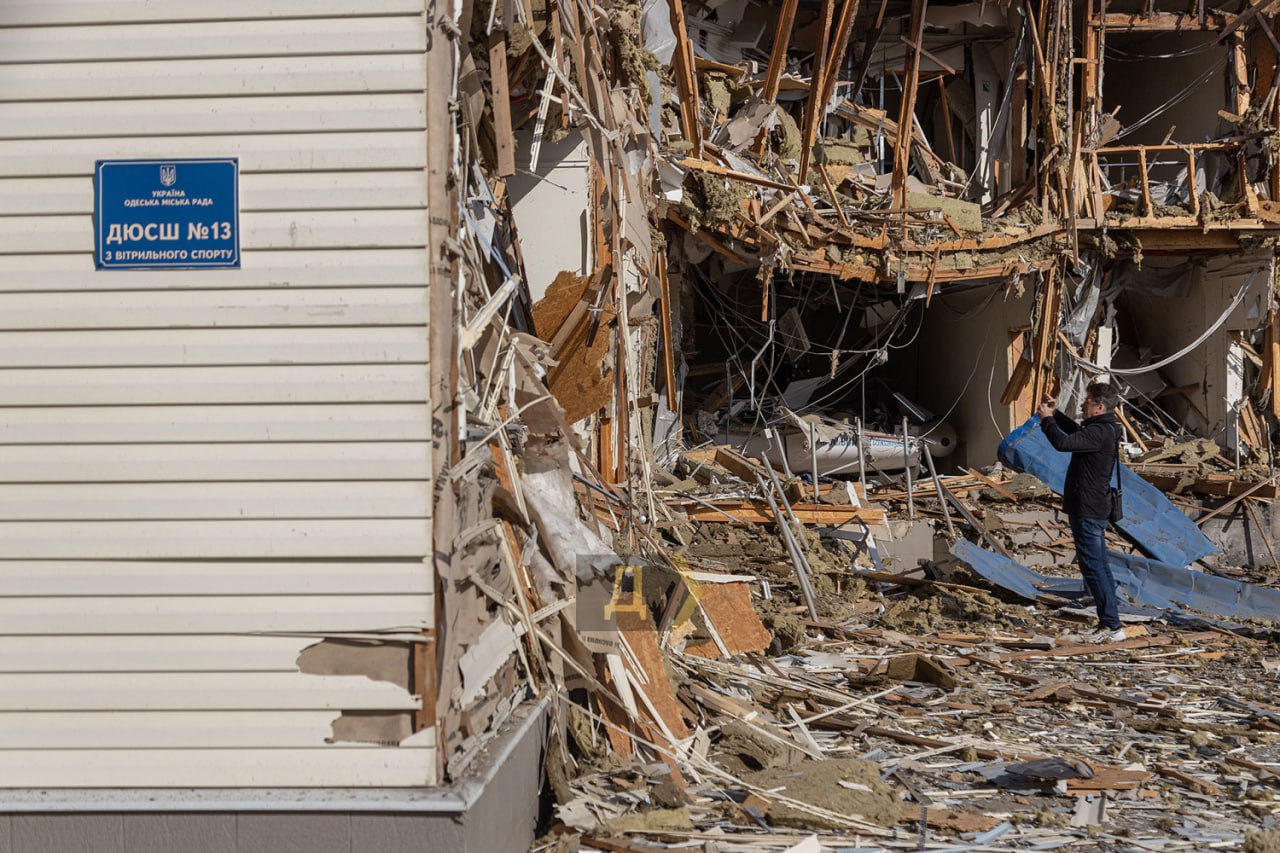 «Геройская» работа ПВО в Одессе: Говорящие руины и спекуляции на детях «Геройская» работа ПВО в Одессе: Говорящие руины и спекуляции на детях украина