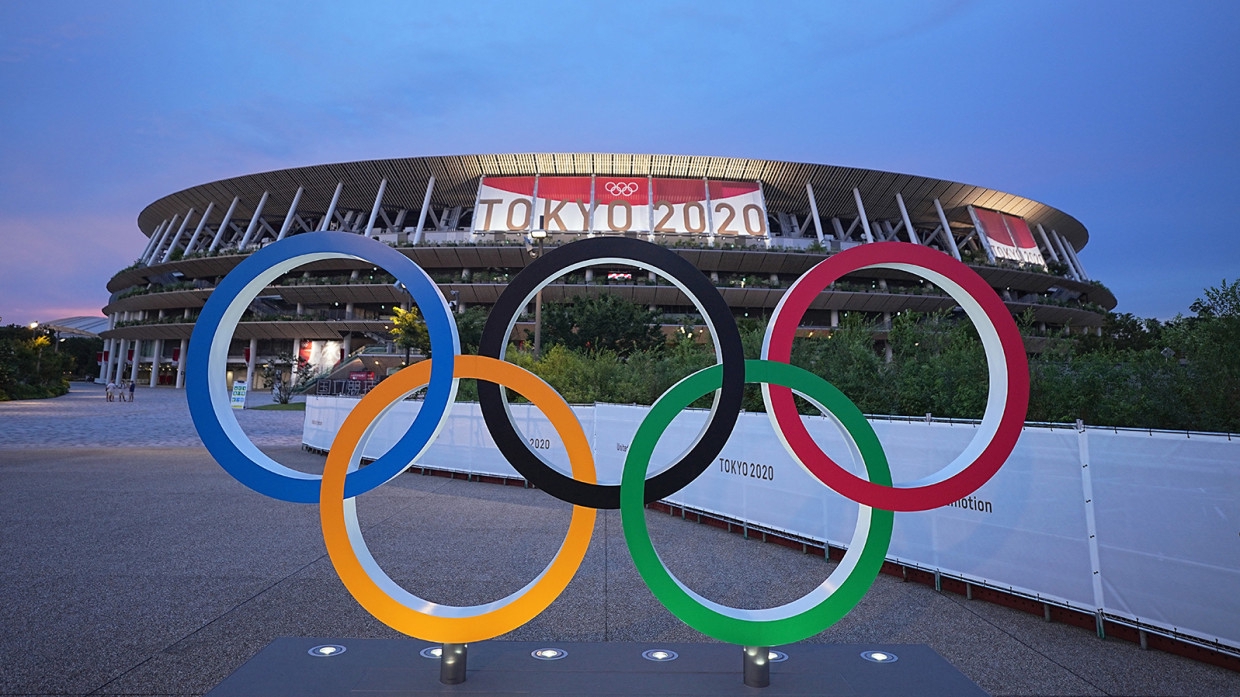 Американские гимнастки тренируются в России Спорт