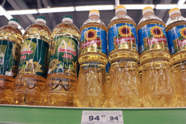 В Севастополе установят фиксированные цены на сахар и подсолнечное масло