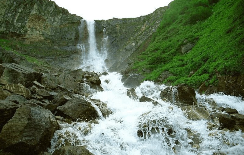 Самые высокие водопады России водопад, находится, м Расположение, можно, только, поток, поэтому, время, добраться, увидеть, здесь, названием, отметить, район, Чараор, совсем, очень, стекает, около, место