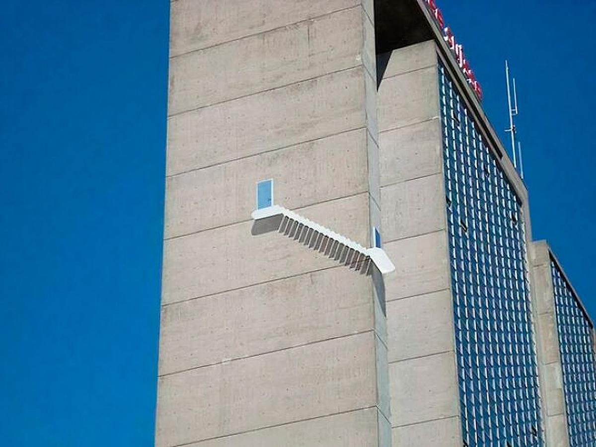 Дверь к обрыву