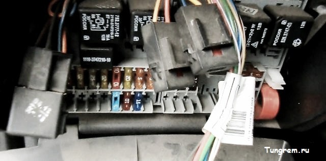Блок предохранителей Lada Kalina