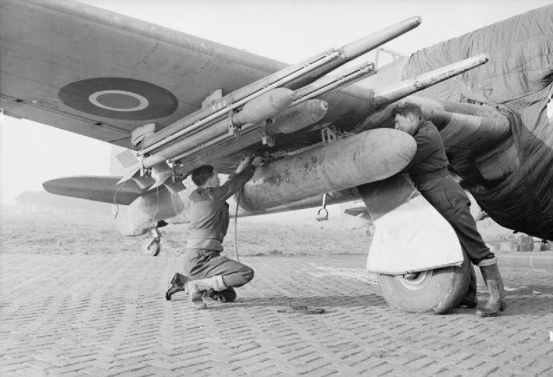 Боевые самолеты. Тайфун после урагана или третий лишний… почти "Фокке-Вульф" Боевые самолеты. Тайфун после урагана или третий лишний… почти "Фокке-Вульф" ввс