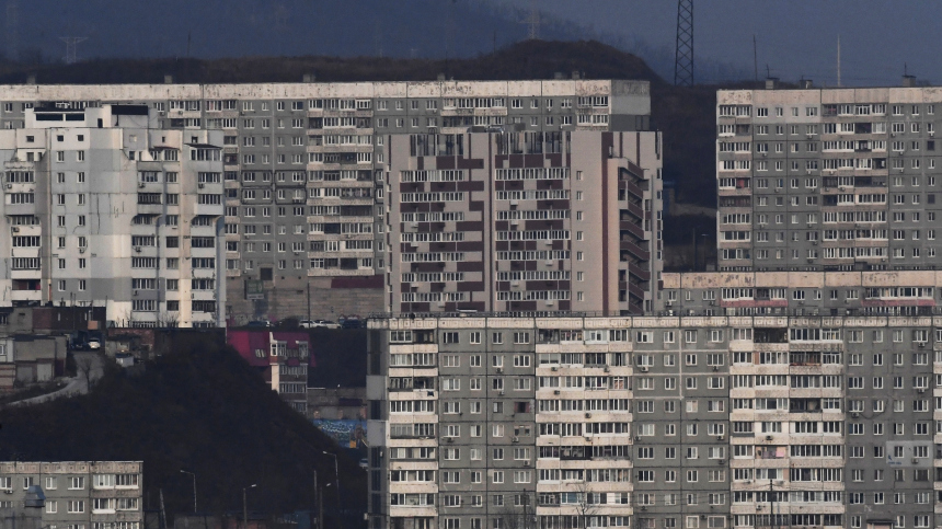 Метр осадков за сутки: жуткий ливень оставил 500 домов во Владивостоке без света
