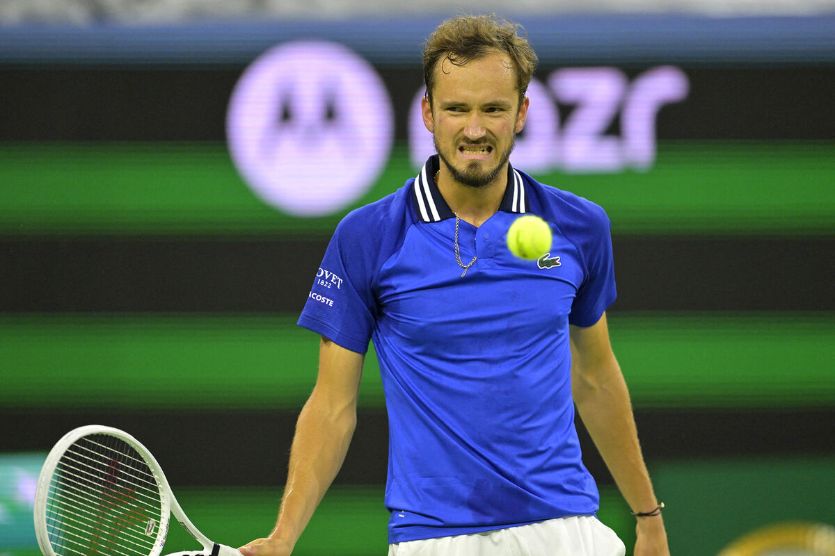 Теннисист Медведев может спуститься на пятое место в ATP после 